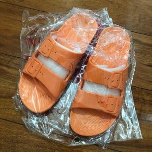 Moses sashimi sandals